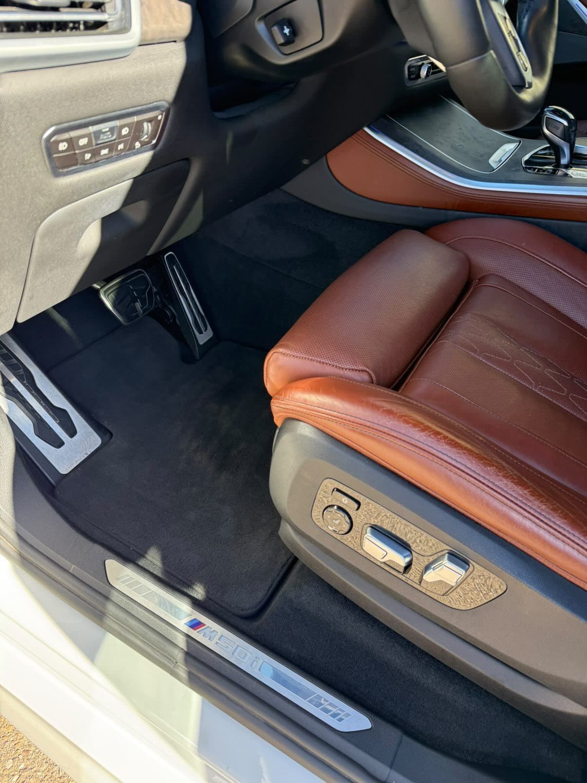 BMW M50i interior floor detail